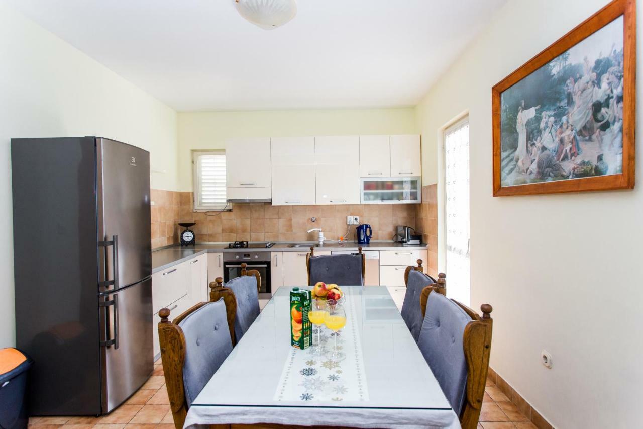 Apartments Lara 스토브레츠 외부 사진