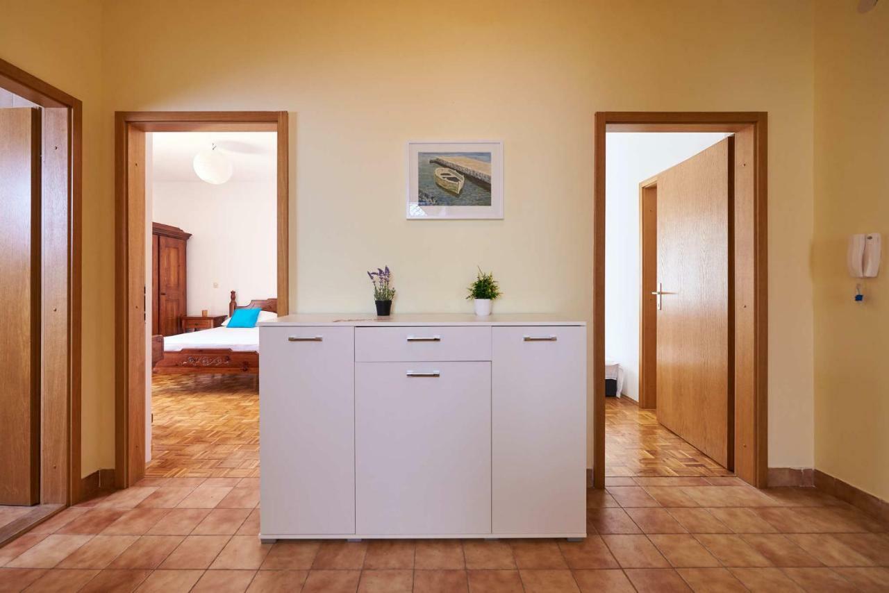 Apartments Lara 스토브레츠 외부 사진